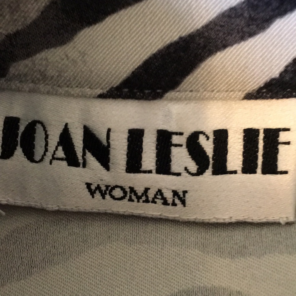Joan Leslie Zebra Print Blouse - Picture 6 of 7